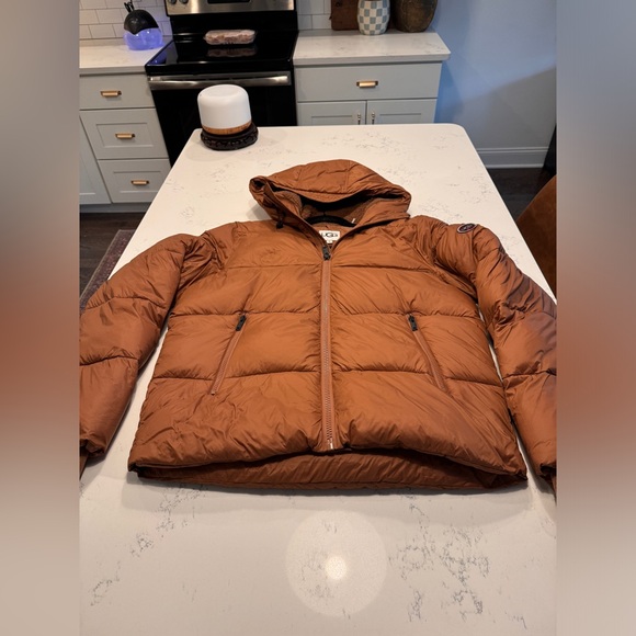 UGG Puffer jacket - Picture 10 of 13